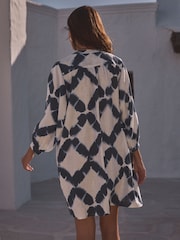 White/Blue 100% Linen Premium Kaftan - Image 5 of 8