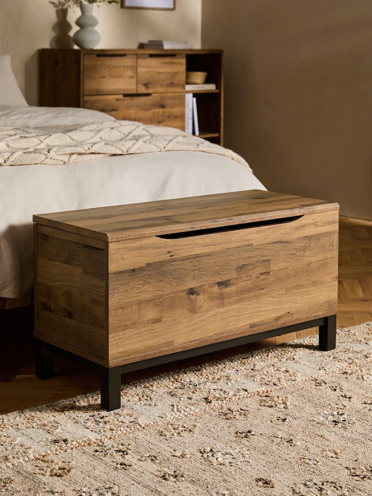 Dark Natural Bronx Oak Effect Medium Blanket Box - Image 1 of 10