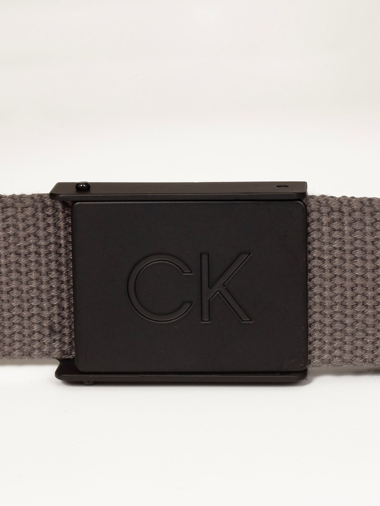 Gris - Cinturón con hebilla de monograma en negro de Calvin Klein Golf - Imagen 2 de 3