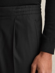 Reiss Black Brighton Relaxed Drawstring Trousers with Turn-Ups - Image 4 of 7
