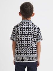 Reiss Lapis Blue Prentice 3-9 yrs Printed Cuban Collar Shirt - Image 5 of 6