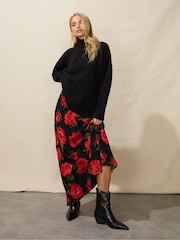 Ro&Zo Petite Red Rose Print Skirt - Image 1 of 1