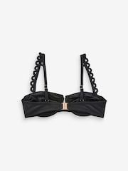 Haut de bikini Never Fully Dressed Broiderie en coupe - Image 3 de 4
