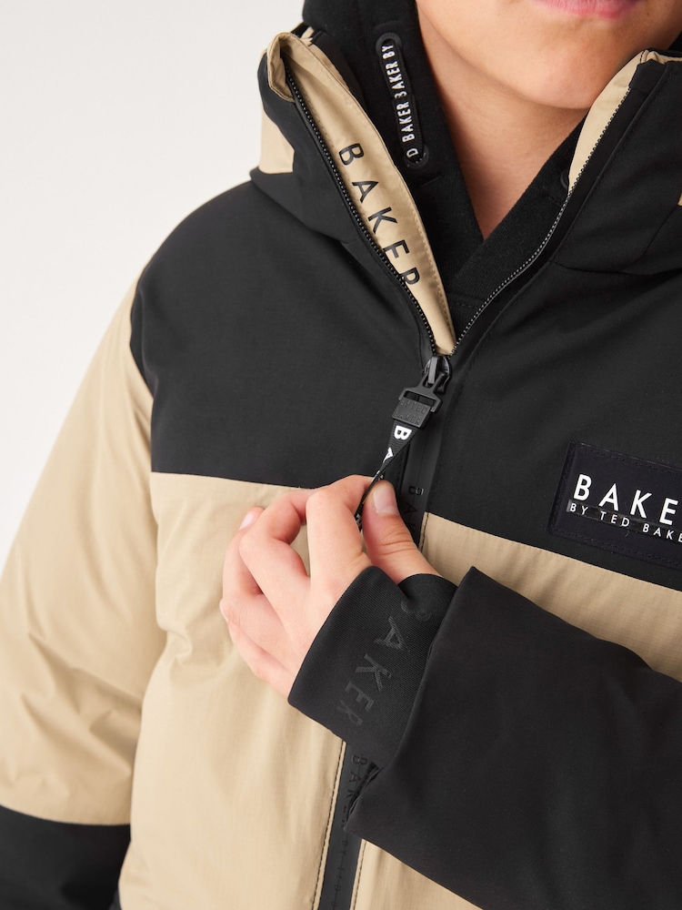 Nieprzemakalny pikowany płaszcz Baker by Ted Baker - Image 9 of 18