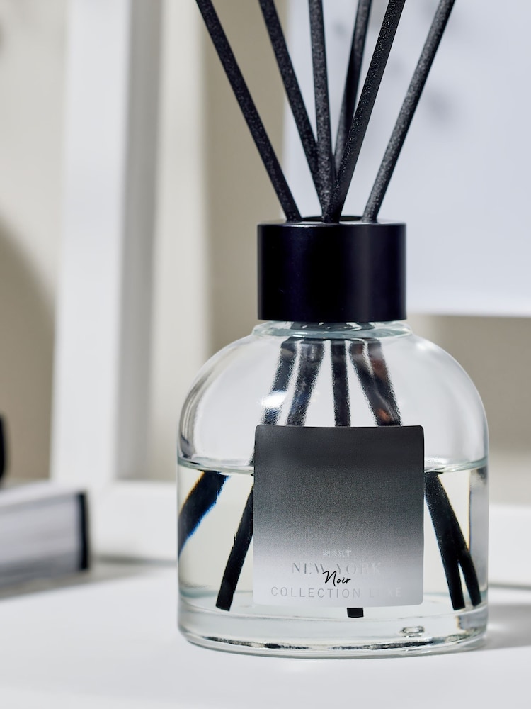 Noir Cassis & Coconut Collection Luxe New York 60ml Diffuser - Image 2 of 4 Noir Cassis & Coconut Collection Luxe New York 60ml Diffuser - Image 2 of 4