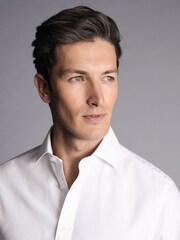 Charles Tyrwhitt White Slim Fit Non-Iron Clifton Weave Cutaway 100% Cotton Shirt - Image 2 of 5