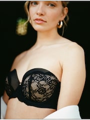 Ann Summers Sexy BH-er med flere blonder og stroppeløs BH - Image 2 of 9