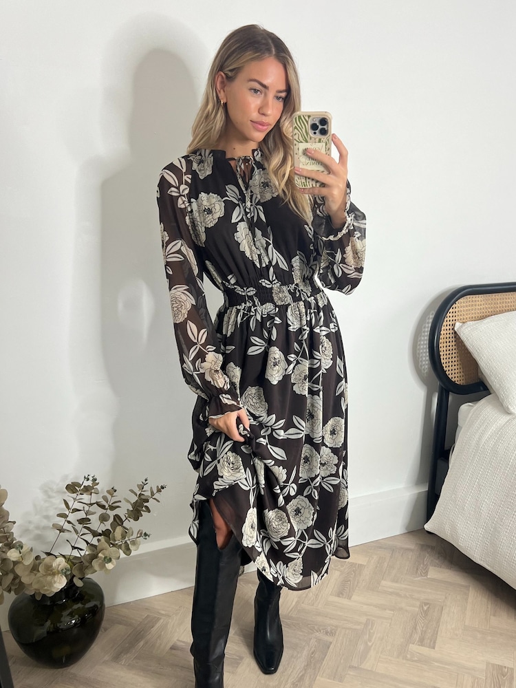Style Cheat Black Gwen Elasticated Waist Midi Dress - Image 1 of 4 Style Cheat Black Gwen Elasticated Waist Midi Dress - Image 1 of 4