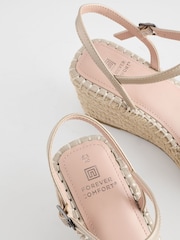 V metalnih barvah - Forever Comfort® Square Toe Beaded Espadrille čevlji s polno peto - Slika 5 iz 5