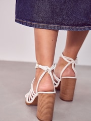 White Signature Leather Hardware Detail Block Heel Sandals - Image 4 of 10