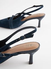 أزرق داكن - كعب جلدي بإبزيم متعدد من Forever Comfort® - Image 7 of 8