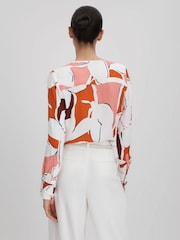 Reiss Cream/Red Tess Printed Tie Neck Blouse - Image 5 of 6