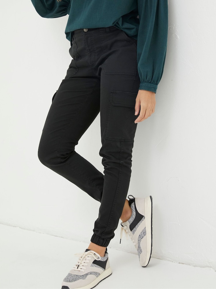 Schwarz - FatFace Cargohose - Bild 1 von 5 Schwarz - FatFace Cargohose - Bild 1 von 5