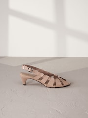 Camel - Signature Lederschuhe mit Absatz, Gitterdesign und Fersenriemen - Bild 2 von 6