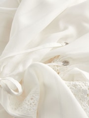 White Lace Trim Cover-Up Kaftan - Image 7 of 7