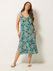 Yours Curve Blue Throw On All Over Print Midaxi Dress - Image 2 of 5