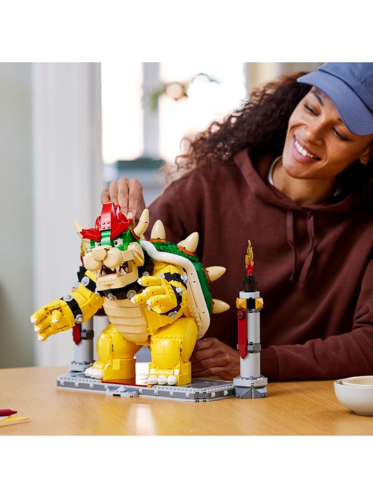 Sběratelská figurka LEGO Super Mario The Mighty Bowser 71411 - Image 3 of 8