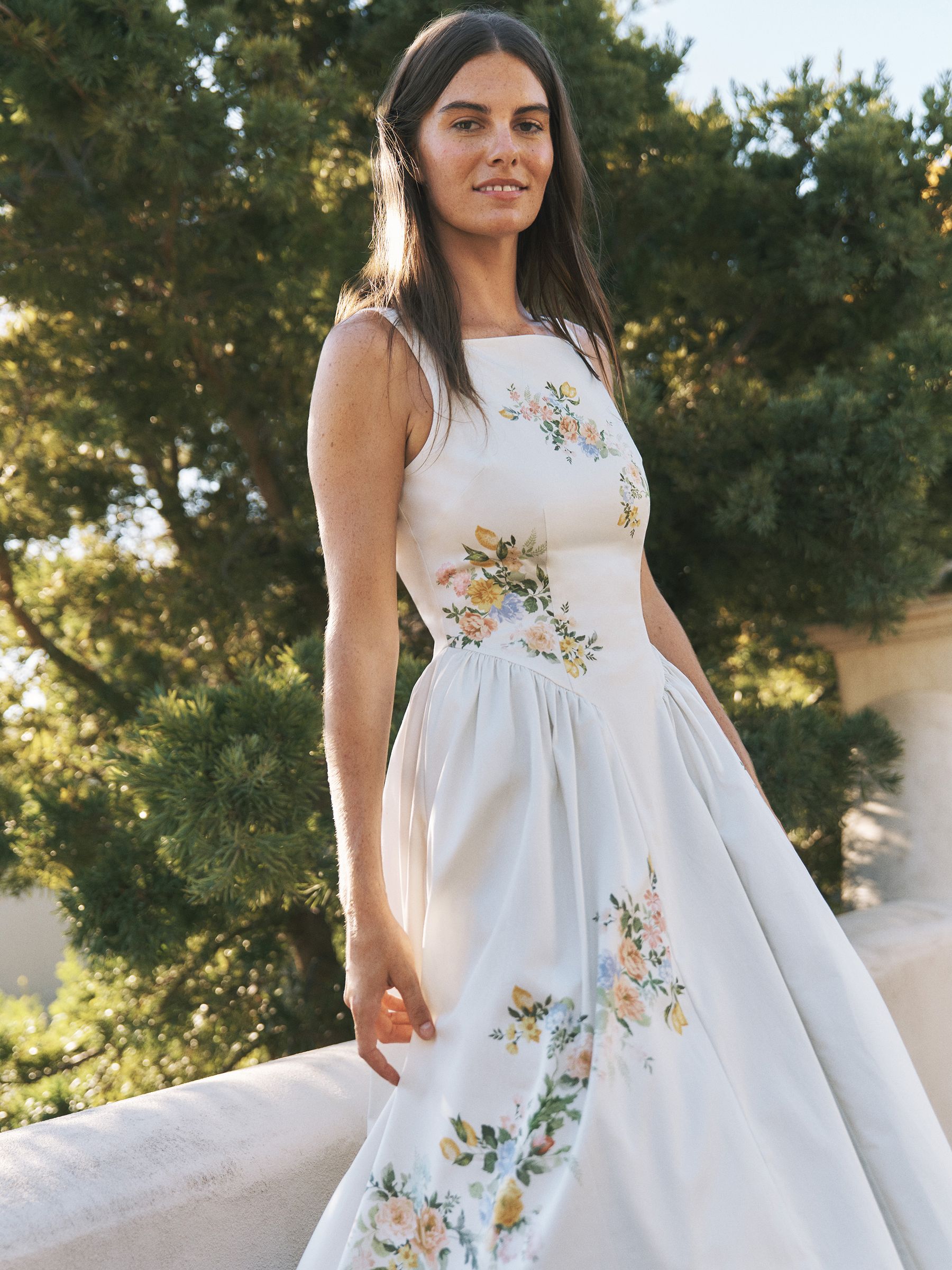 MONSOON フラワープリントドレス Buy Monsoon Cream Cindy Sleeveless Floral Midi Dress from Next USA