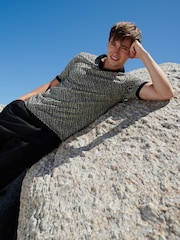 Black/White Cuban Collar Pattern Polo Shirt - Image 5 of 8