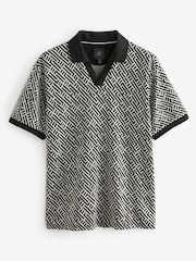 Black/White Cuban Collar Pattern Polo Shirt - Image 6 of 8