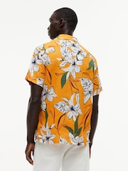 Tommy Hilfiger Orange Regular Tropical Print Linen Short Sleeve Shirt - Image 2 of 5