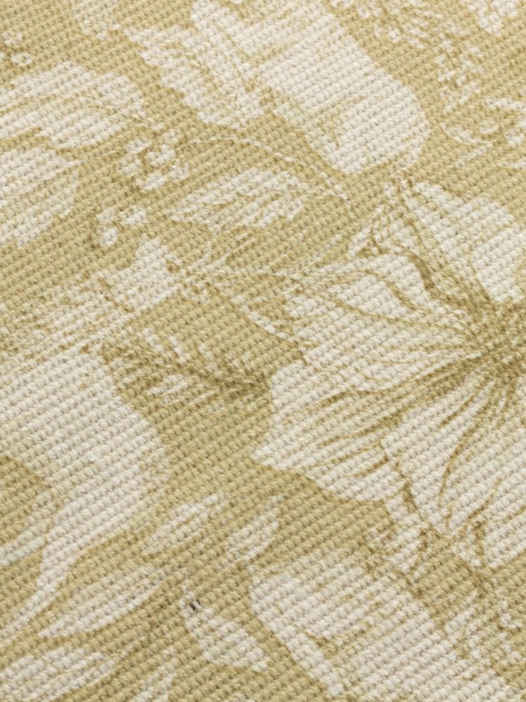 Paoletti Gold Stag Large Christmas Table Runner - Image 4 of 6
