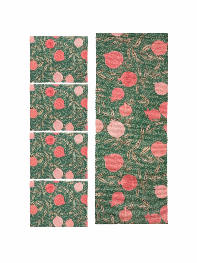 Paoletti Set of 4 Green Pomegranate Christmas Table Placemats & Large Table Runner - Image 4 of 7