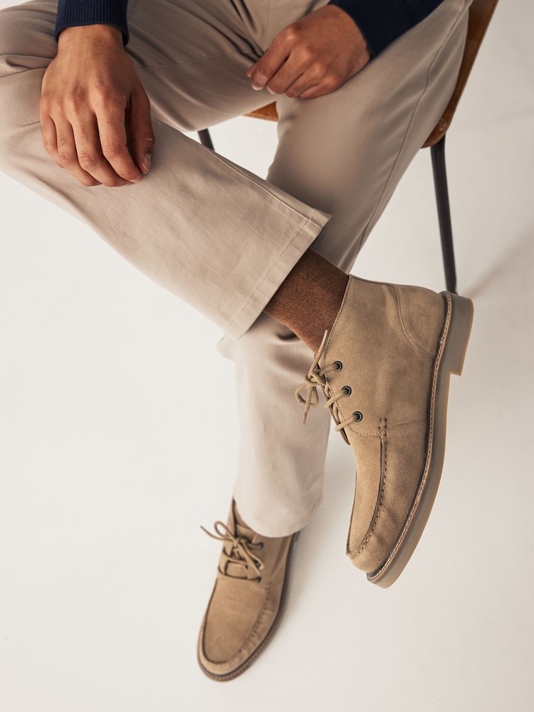 Joules Sand Suede Apron Chukka Boots - Image 2 of 7 Joules Sand Suede Apron Chukka Boots - Image 2 of 7