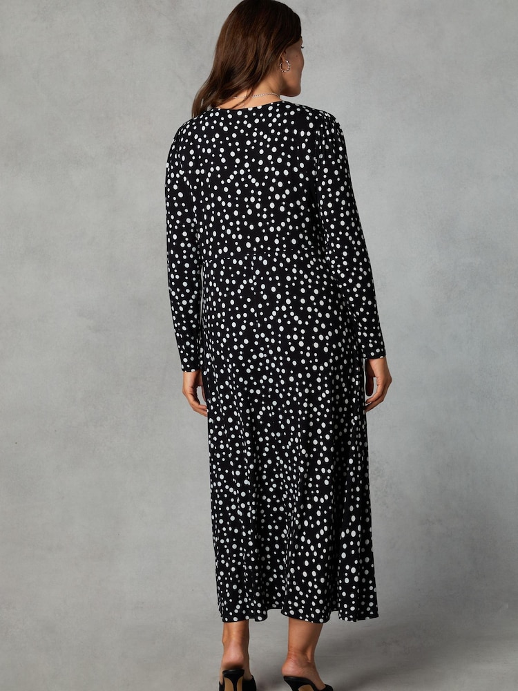 Live Unlimited Black Curve Petite Mono Spot Print Jersey Empire Seam Midi Dress - Image 2 of 5