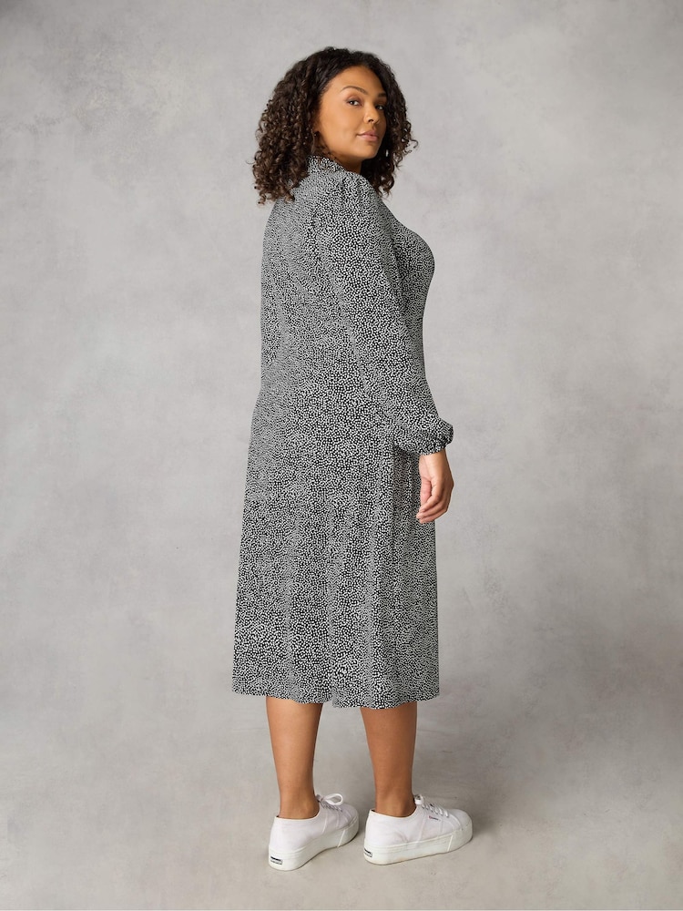 Live Unlimited Black Curve Dash Print Jersey Shirt Dress - Image 2 of 4