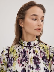 Florere Printed Pleated Blouse - Image 4 of 8