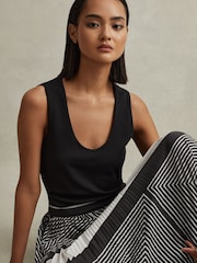 Reiss Black/Cream Gabi Printed Pleated Midi Skirt - Image 6 of 7