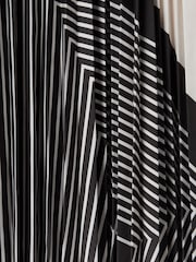 Reiss Black/Cream Gabi Printed Pleated Midi Skirt - Image 7 of 7