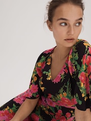 Florere Printed Cape Sleeve Mini Dress - Image 4 of 6