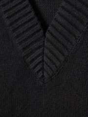 Florere Oversized V-Neck Jumper - Image 6 of 6
