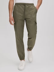 Reiss Olive Lavenham Technical Drawstring Cargo Trousers - Image 6 of 7