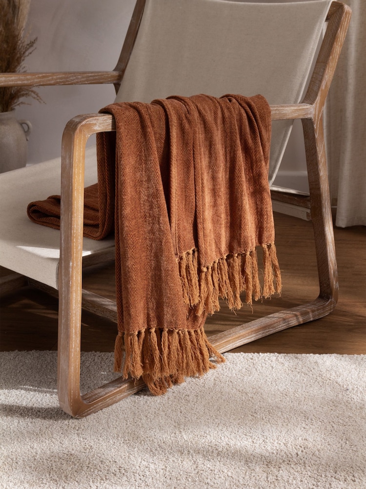 Yard Ginger Brown Harri Herringbone Fringed 100% Cotton Throw - Image 1 of 4 Yard Ginger Brown Harri Herringbone Fringed 100% Cotton Throw - Image 1 of 4