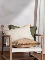 Подушка с перьевым наполнителем Yard Doze Woven Fringed Feather Filled Cushion - Изображение 2 из 6