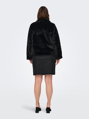 ONLY Curve Black Faux Fur Short Jacket - Image 2 of 6