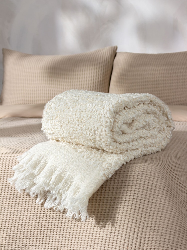 Yard Ecru Beige Ulsmere Boucle Fringed Throw - Image 1 of 6