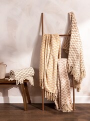 Yard Olive Green Saku Blossom Fringed 100% Cotton Throw - Image 4 of 4