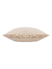 Подушка с перьевым наполнителем Yard Doze Woven Fringed Feather Filled Cushion - Изображение 3 из 4