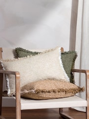 Подушка с перьевым наполнителем Yard Doze Woven Fringed Feather Filled Cushion - Изображение 4 из 4