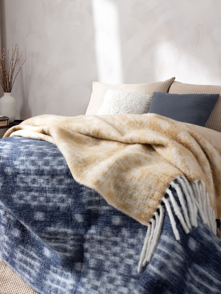 Yard Ink Blue Caernarfon Throw - Image 2 of 7 Yard Ink Blue Caernarfon Throw - Image 2 of 7