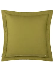 Paoletti Palmeria Quilted Velvet Polyester Filled Cushion - Imagem 3 de 5
