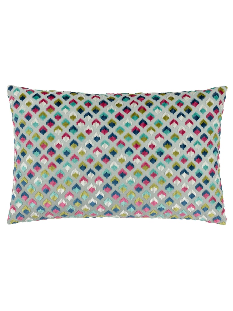 Paoletti 40 x 60cm Lexington Diamond Velvet Jacquard Polyester Filled Cushion - صورة 1 من 4