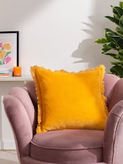 Furn 45 x 45cm Gracie 100% Cotton Velvet Fringed Feather Filled Cushion - Изображение 1 из 5