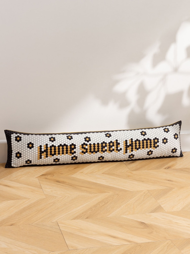 وسادة أرضية مخمل موزايك Home Sweet Home من Furn - صورة 1 من 4