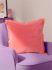 Furn 45 x 45cm Gracie 100% Cotton Velvet Fringed Feather Filled Cushion - Изображение 1 из 5
