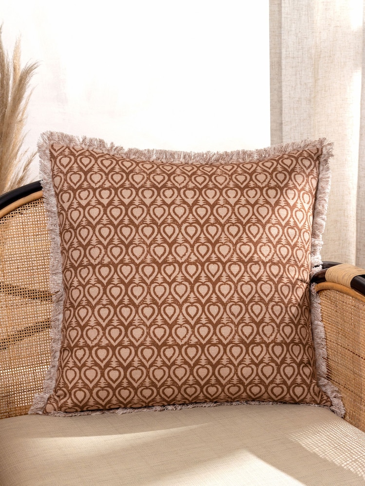 Yard Georgi Fringed Feather Filled 100% Cotton Cushion - Изображение 1 из 6